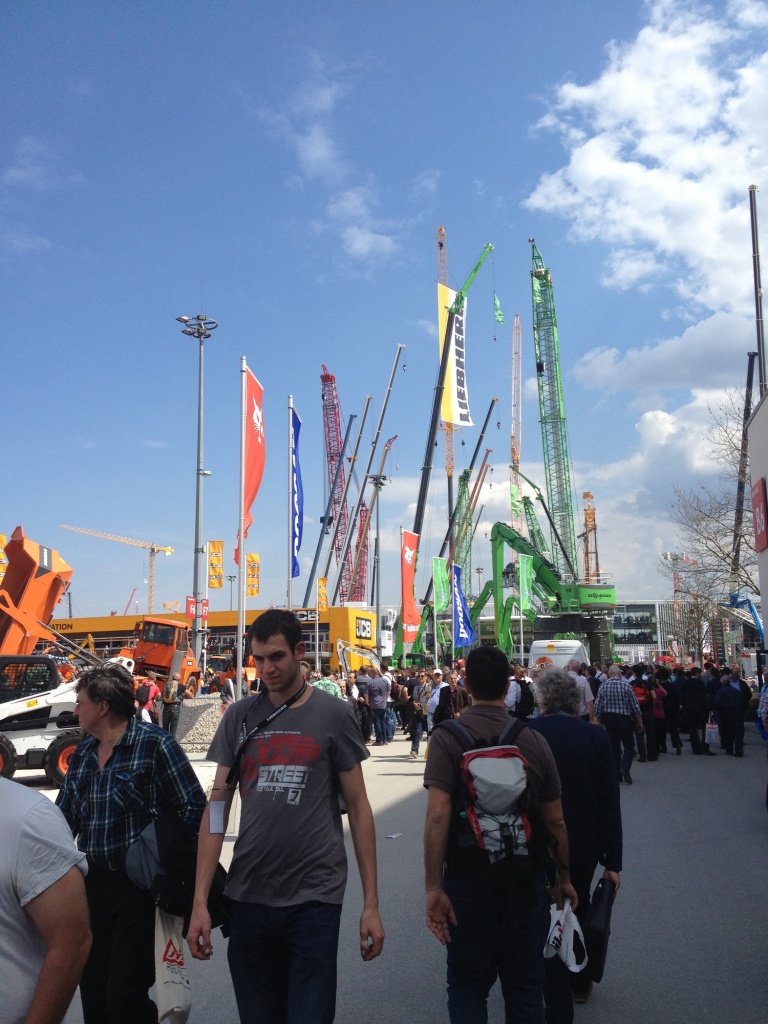 BAUMA - 5 BAUMA - 5