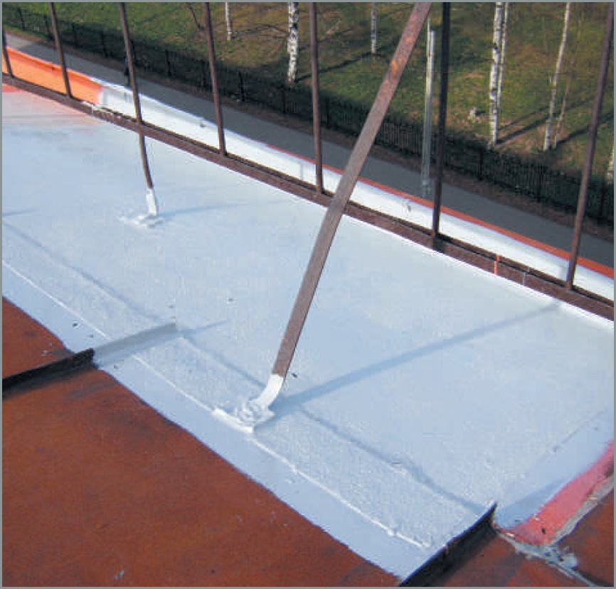 Статья 'Гидроизоляция сложных участков кровли'